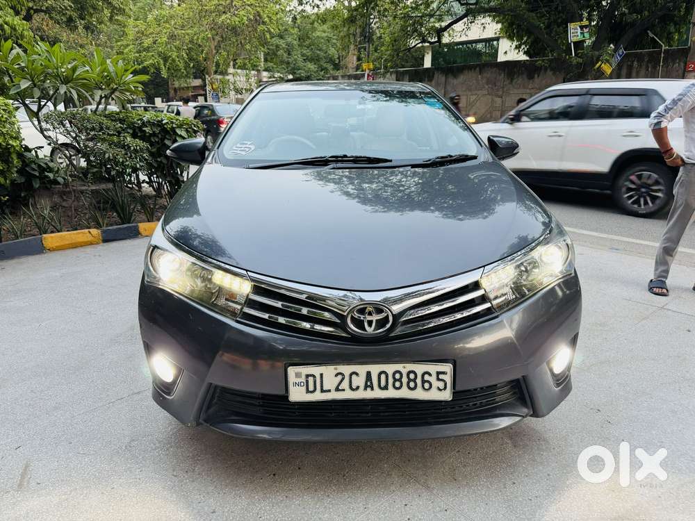 Toyota Corolla Altis 2013-2017 Vl At, 2016, Petrol