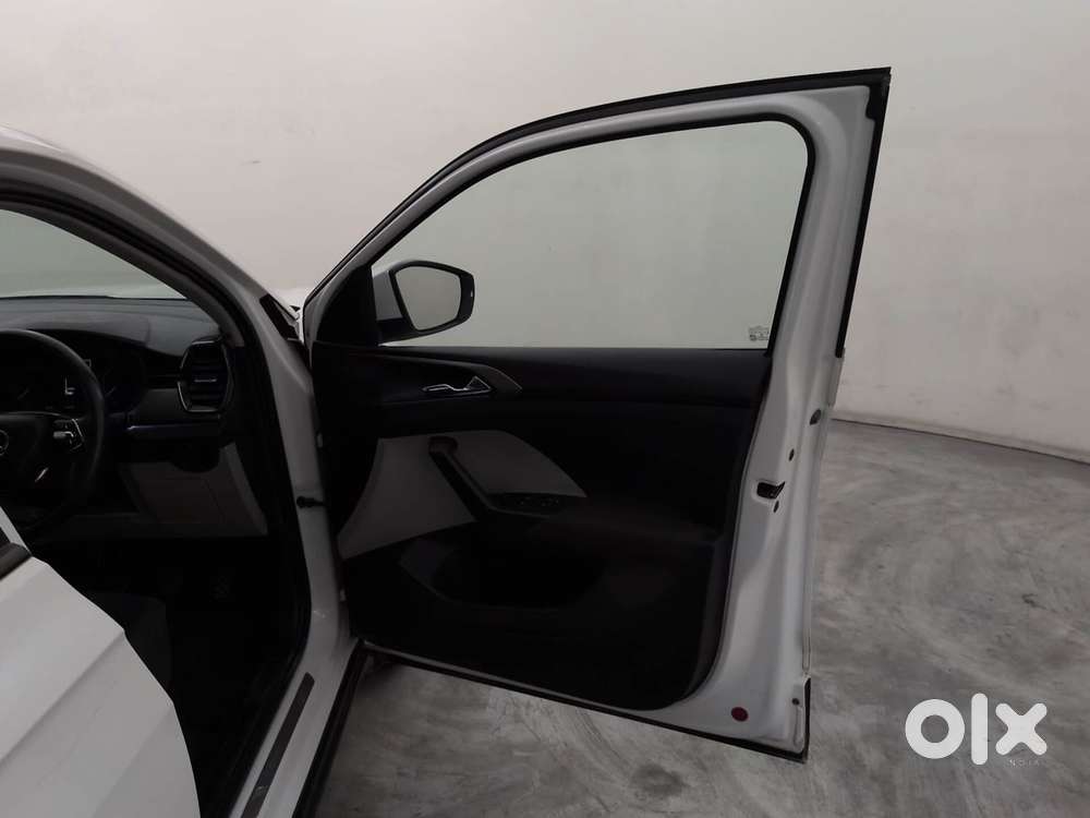 Skoda Kushaq Ambition 1.0l Tsi Mt, 2022, Petrol