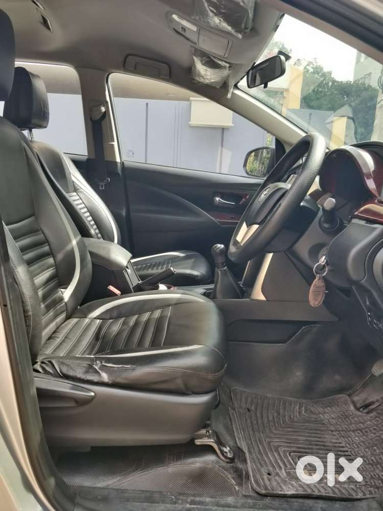 Toyota Innova Crysta 2.4 G Mt, 2016, Diesel