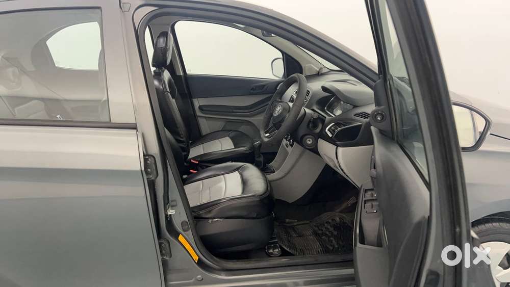 Tata Tiago 1.05 Revotorq Xt Option, 2023, Petrol