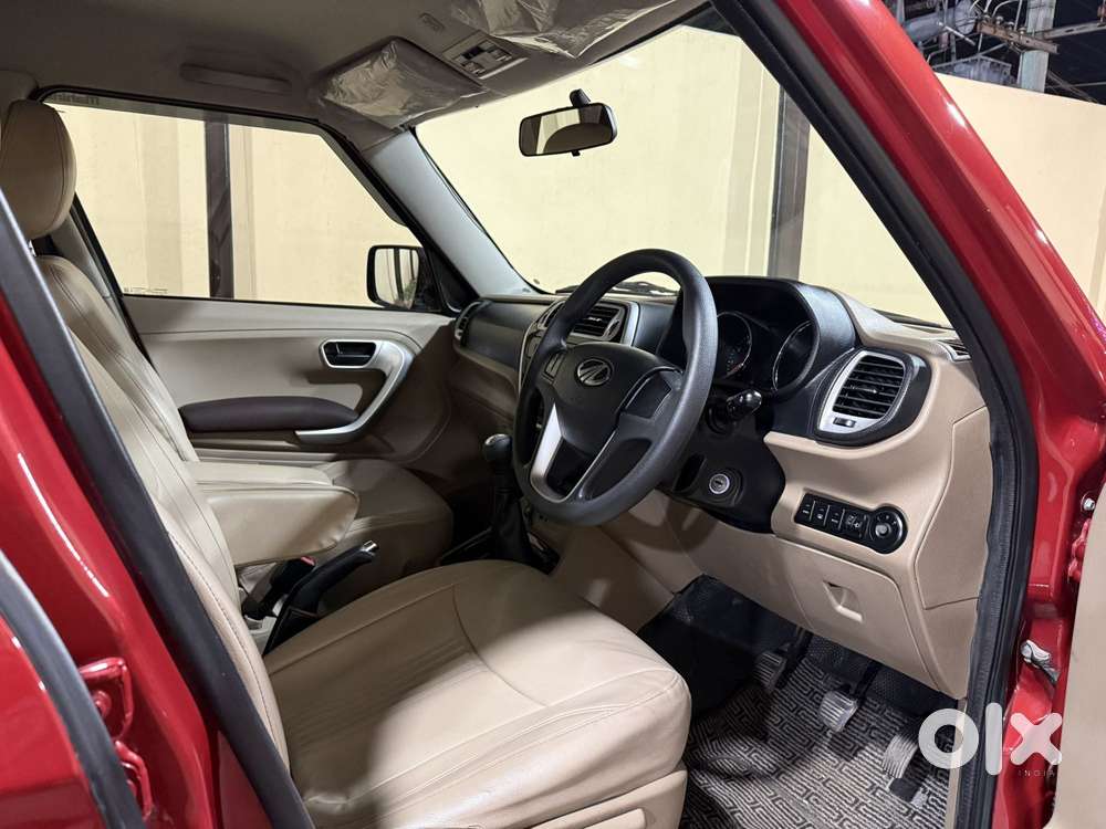 Mahindra Tuv 300 T8, 2016, Diesel