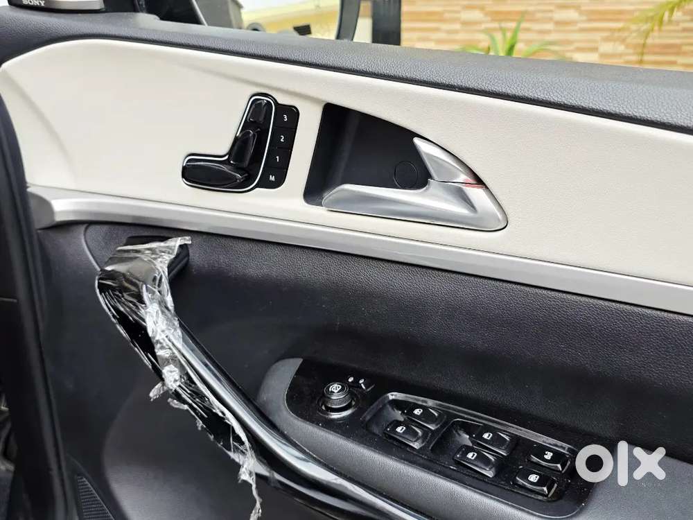 Mahindra Xuv 700 Ax7 L