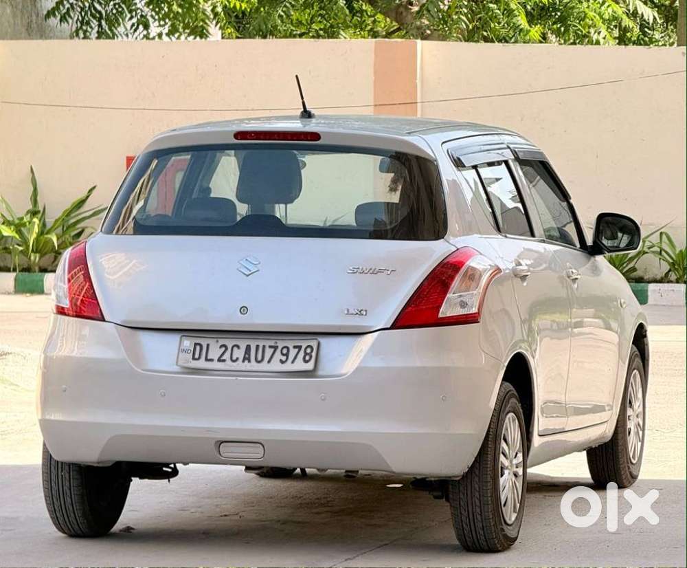 Maruti Suzuki Swift 1.2 Lxi (o), 2015, Petrol