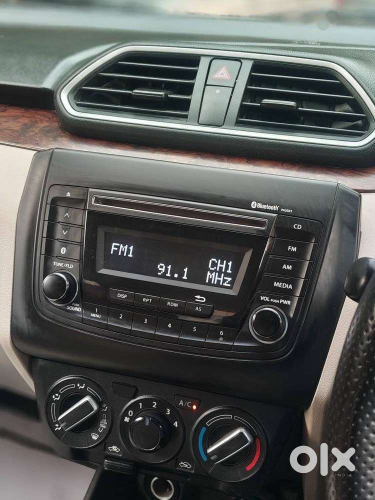 Maruti Suzuki Swift Dzire 1.2 Vxi Bsiv, 2017, Petrol