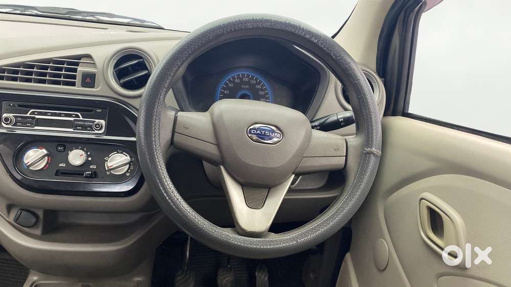 Datsun Redigo T Option, 2016, Petrol