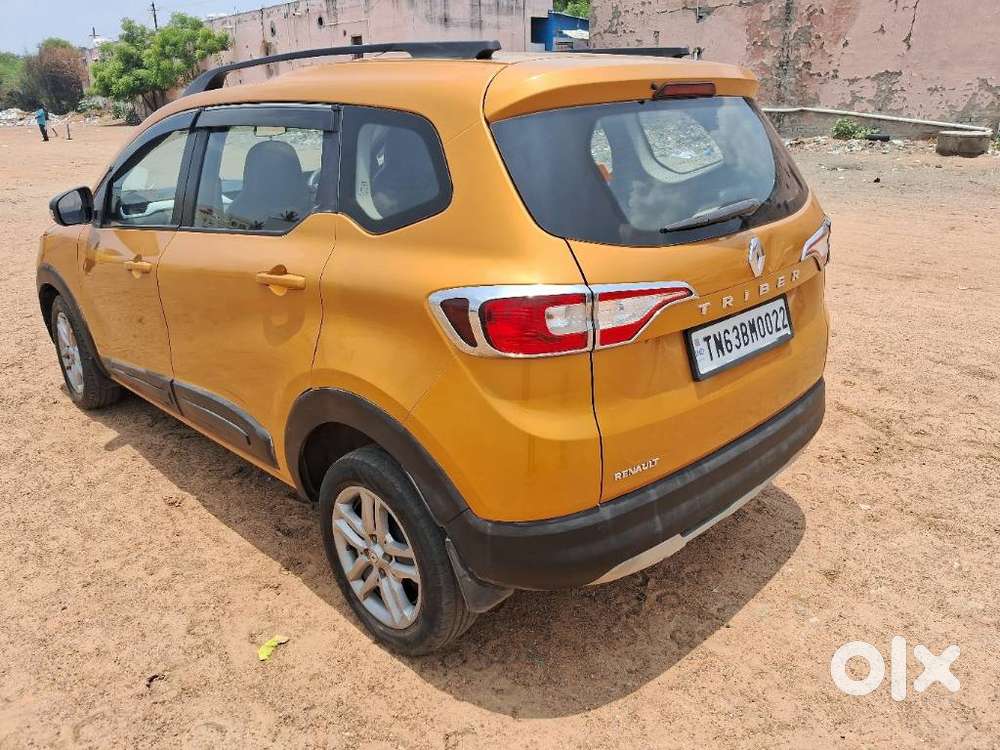 Renault Triber Rxz, 2022, Petrol