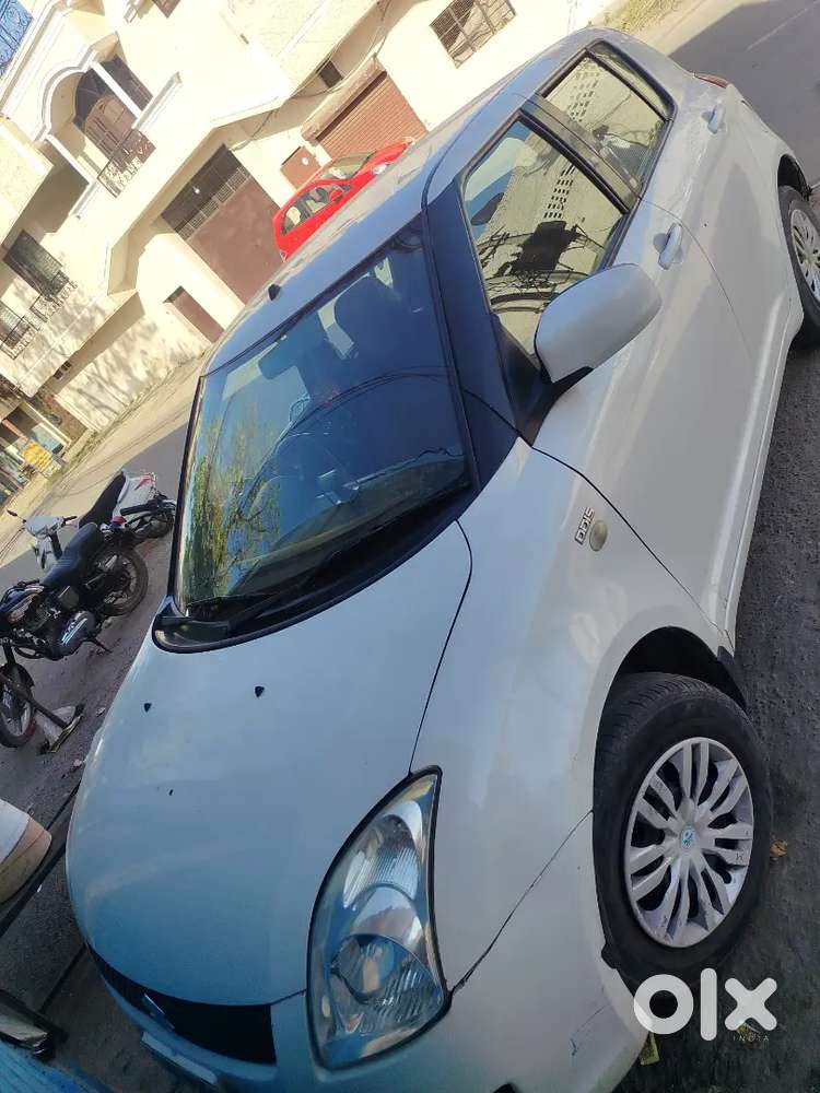 Maruti Suzuki Swift 2011 Diesel 150000 Km Driven