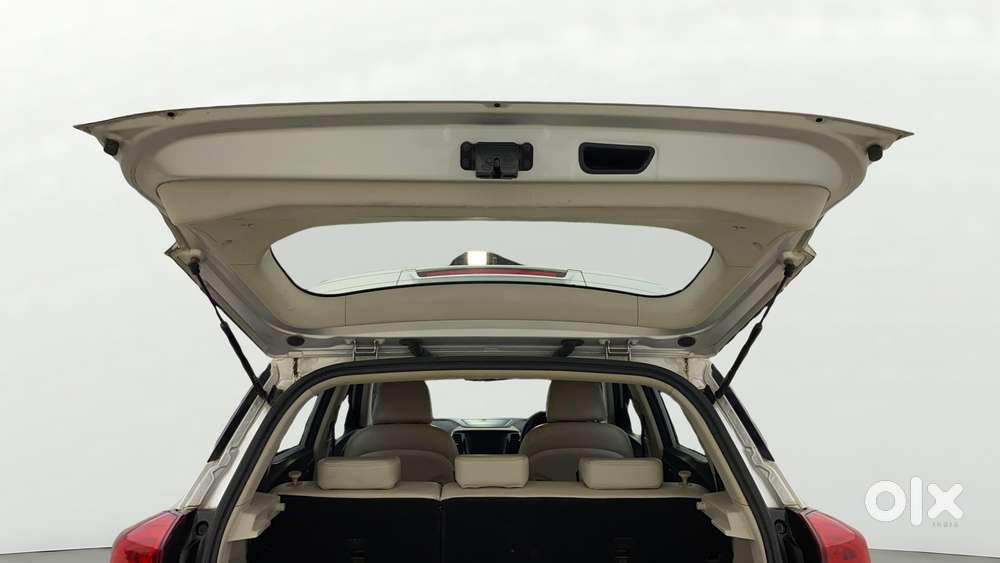 Mahindra Xuv300 W8 Option, 2020, Petrol
