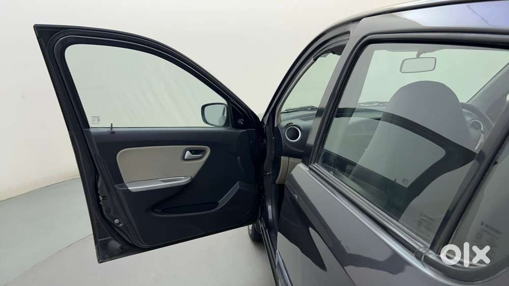 Maruti Suzuki Alto K10 1.0 Vxi Amt, 2016, Petrol