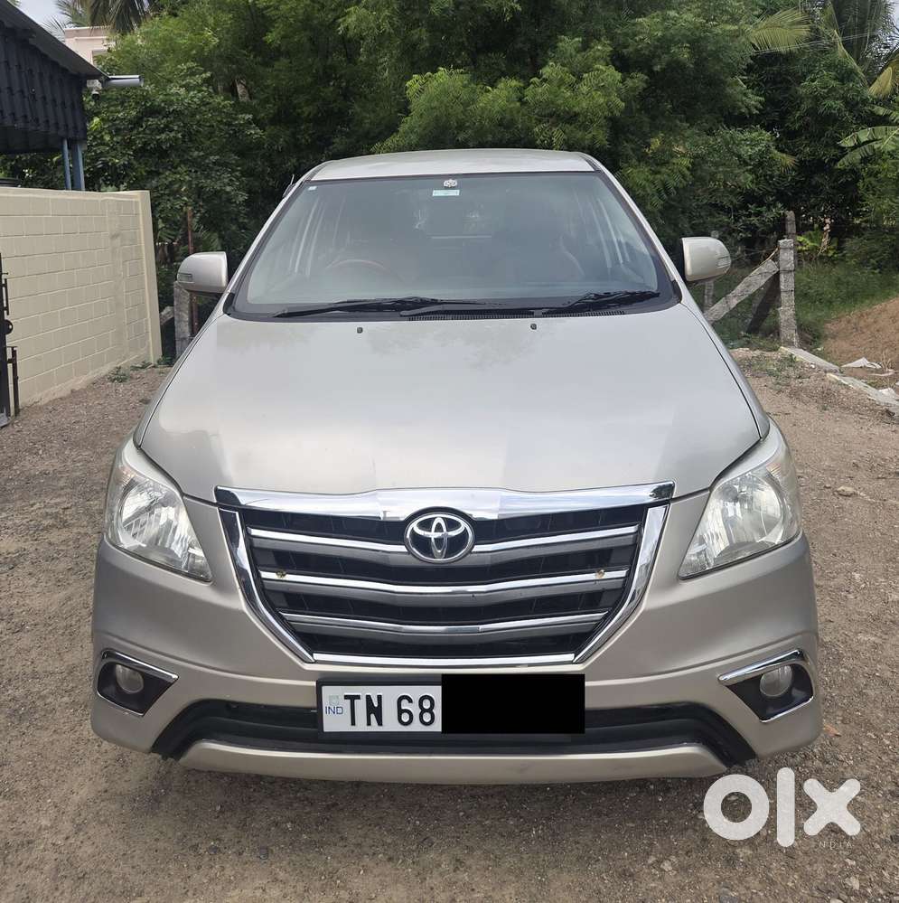 Toyota Innova 2.5 Vx 7 Seater Bs Iv, 2015, Diesel