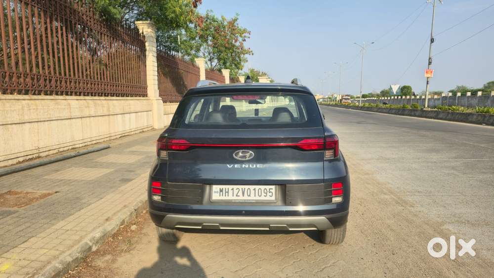 Hyundai Venue 1.2 S Plus, 2023, Petrol