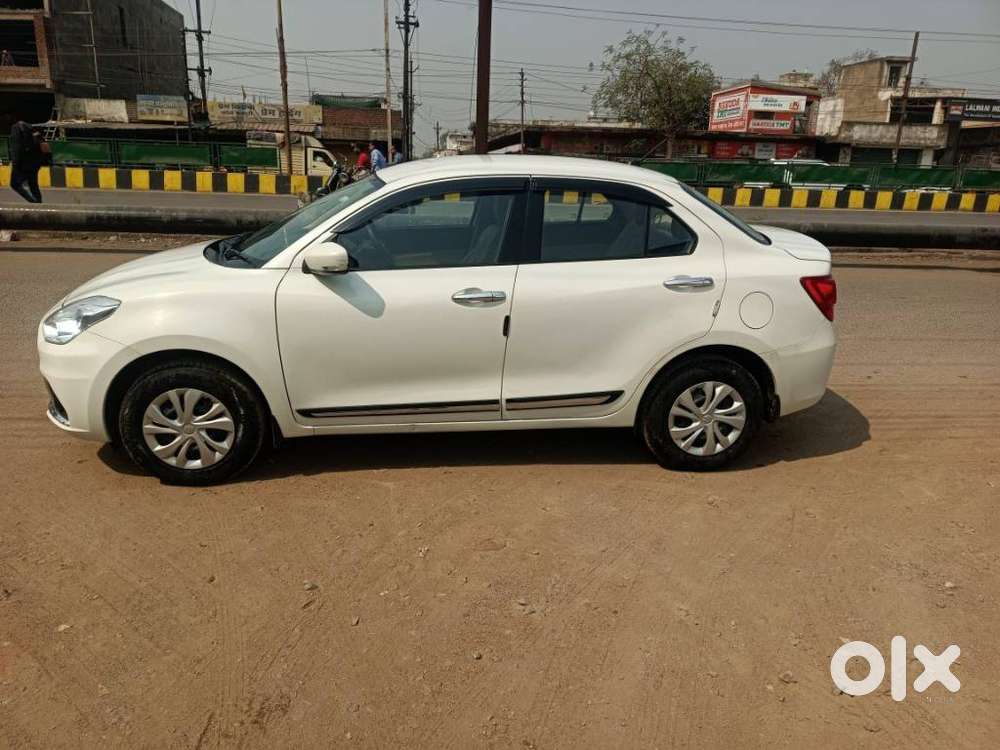 Maruti Suzuki Swift Dzire Vxi Optional, 2022, Petrol