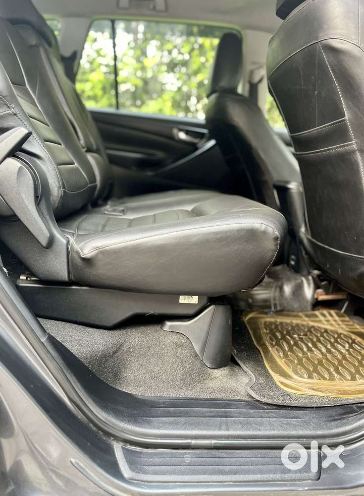 Toyota Innova Crysta 2.4 G Mt 8s, 2019, Diesel