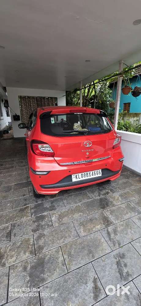Tata Tiago Revotron 1921xza Amt Petrol Full Option