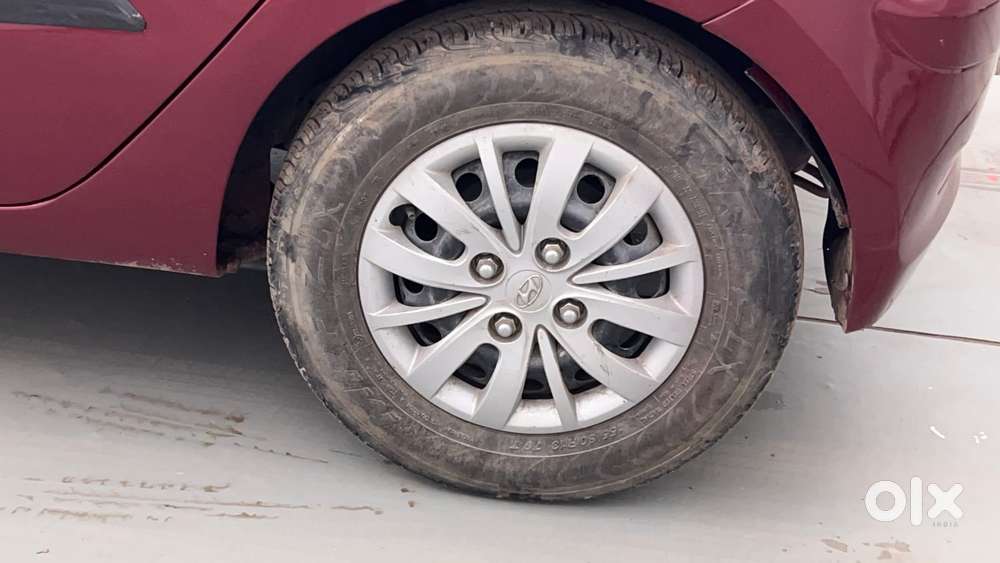 Hyundai I10 Sportz 1.1 Irde2, 2015, Petrol