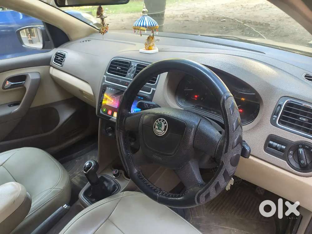Skoda Rapid 2013 Petrol 60000 Km Driven
