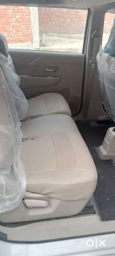 Maruti Ertiga Vxi 2022