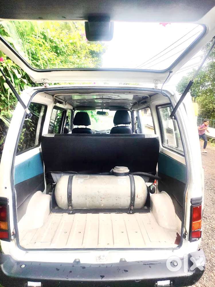 Maruti Suzuki Omni 2010