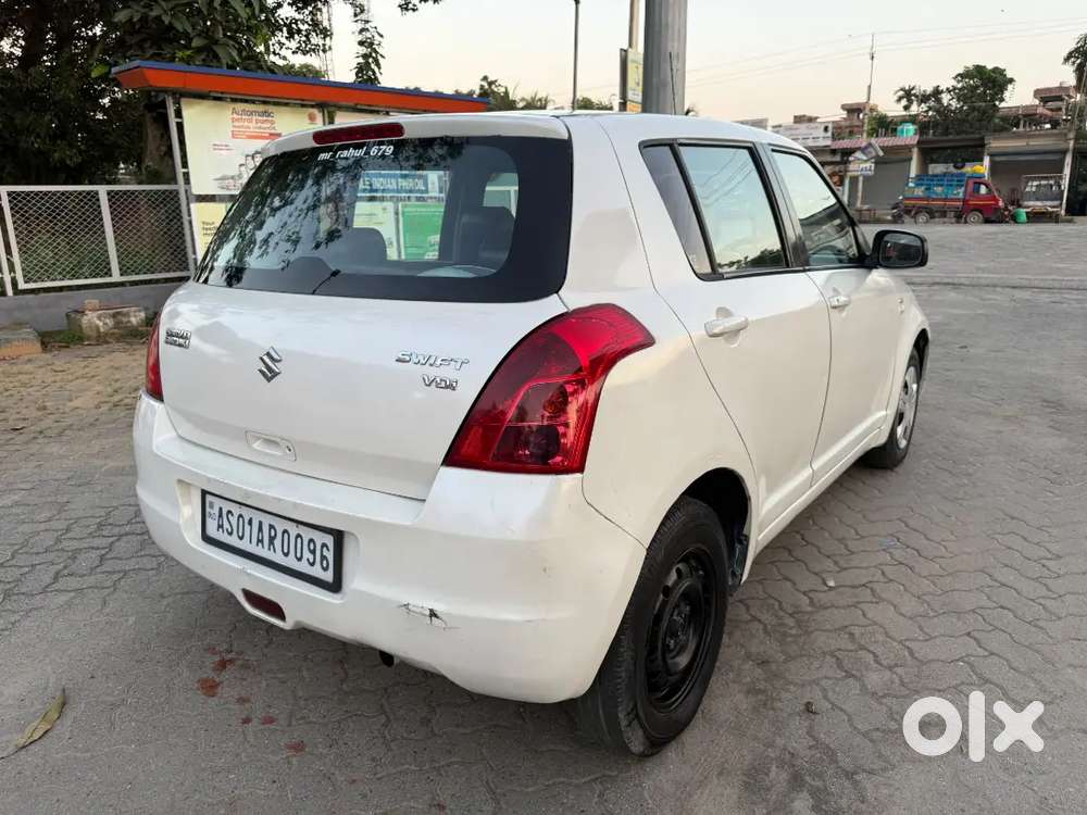 Maruti Suzuki Swift 2011 Diesel 75000 Km Driven