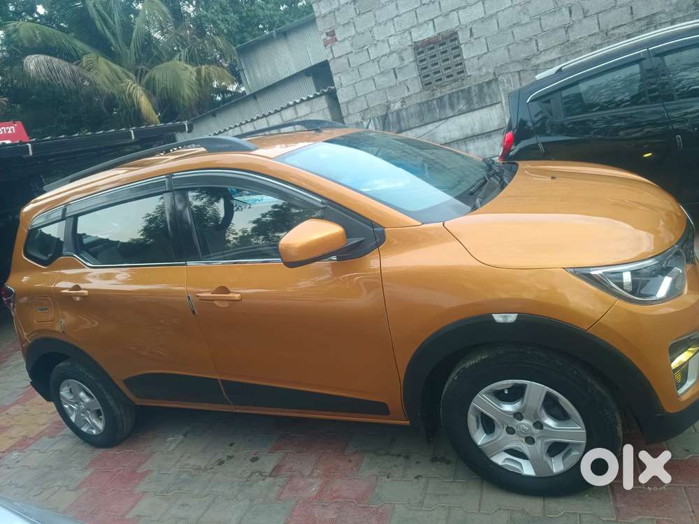 Renault Triber Rxz, 2019, Petrol