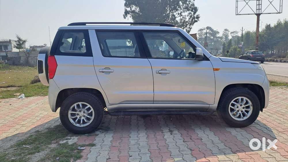 Mahindra Tuv 300 T8 Amt, 2015, Diesel
