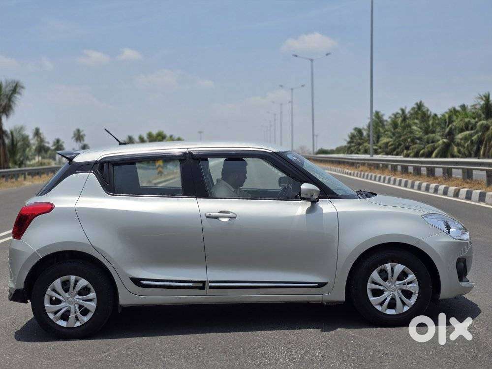 Maruti Suzuki Swift 2018 Amt Vxi, 2020, Petrol