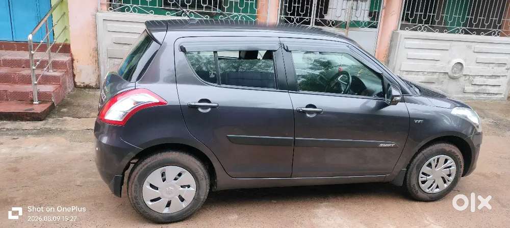 Swift 2016 Petrol Car