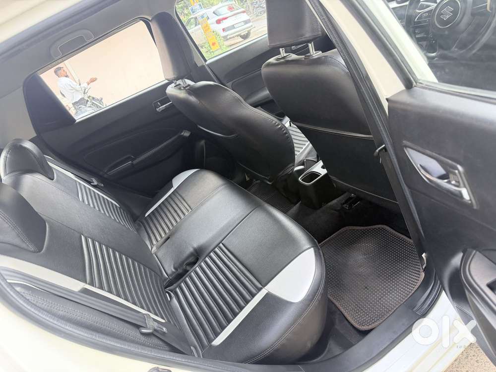 Maruti Suzuki Swift Vxi + Manual, 2021, Petrol
