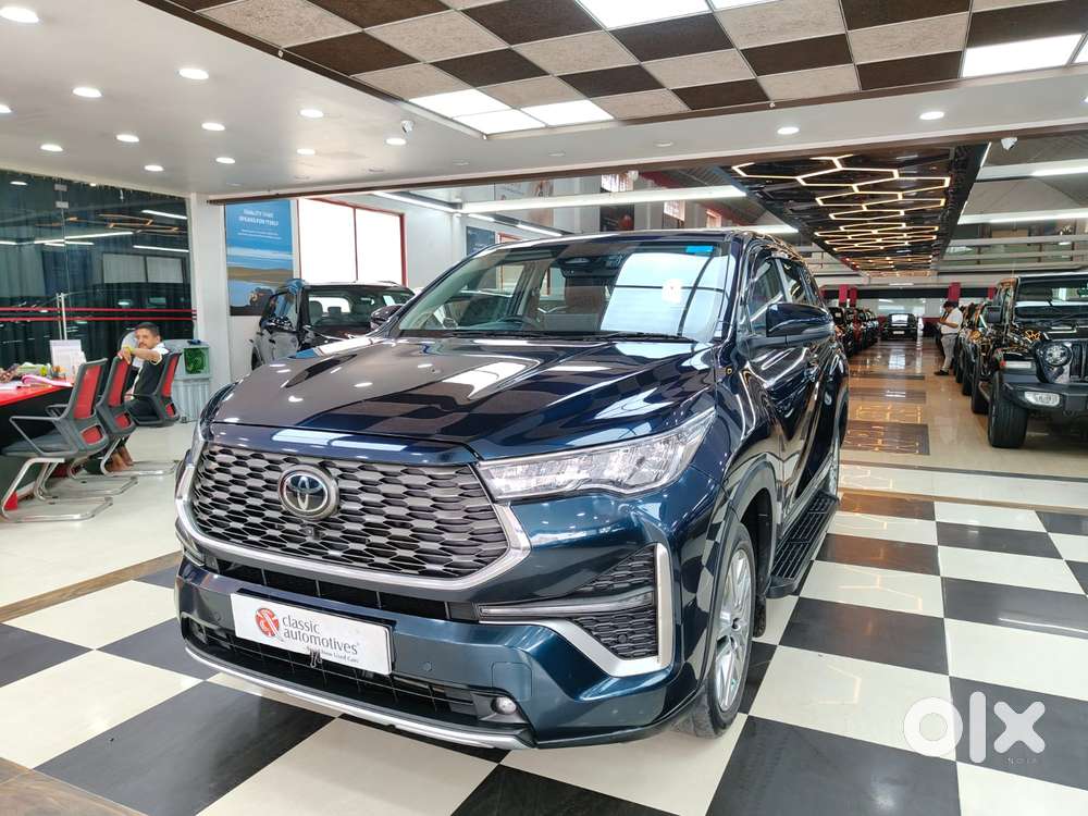Toyota Innova Hycross 2.0 Zx Hybrid 7 Str, 2024, Petrol