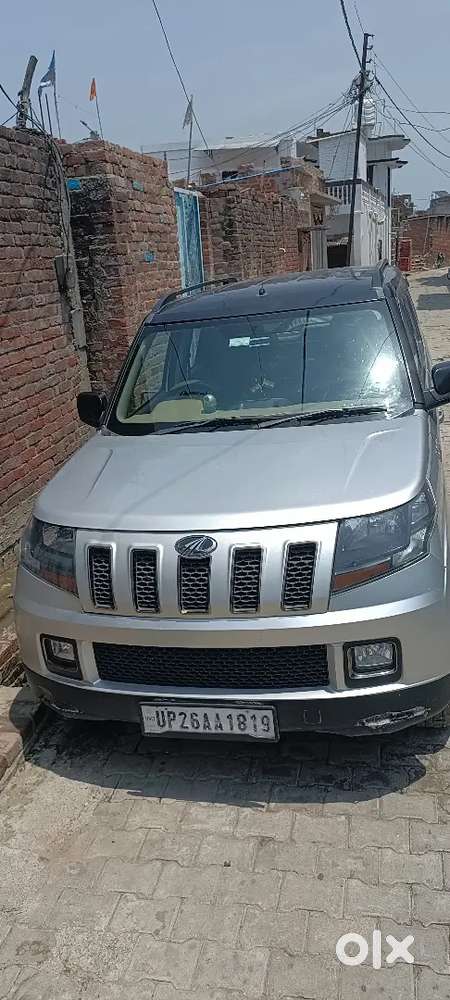 Mahindra Tuv 300 T10 2018 Model