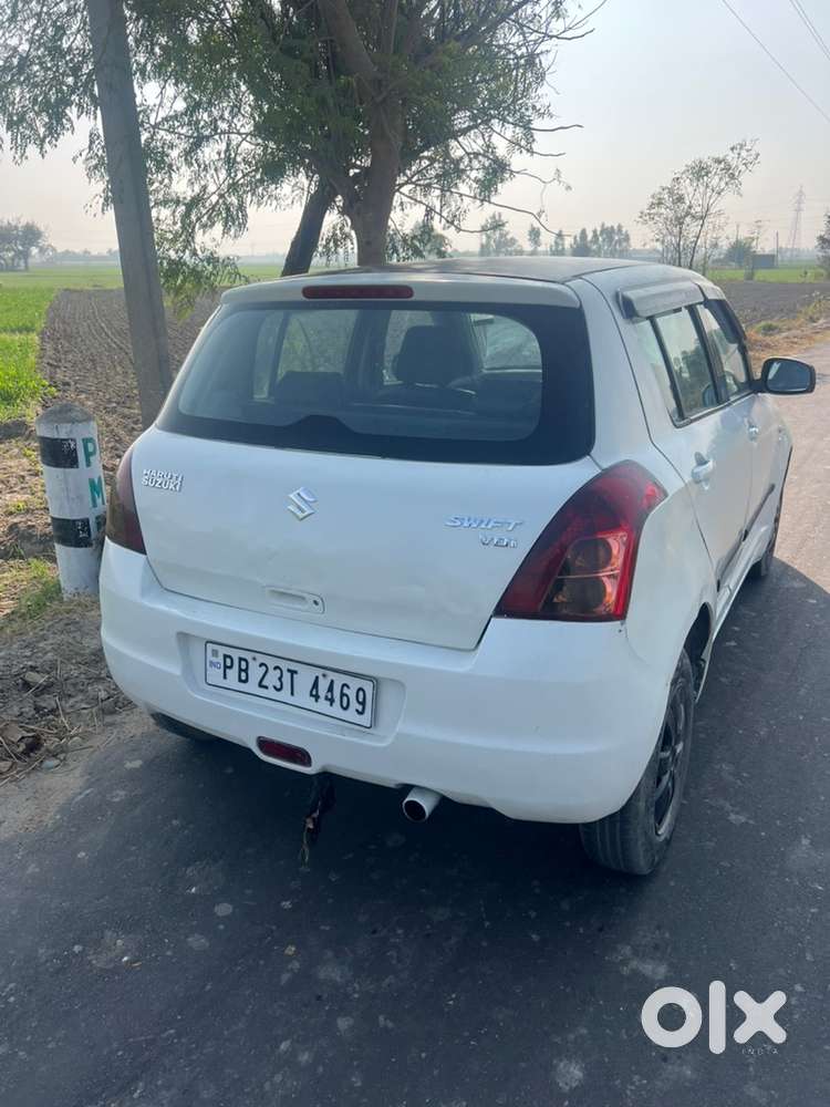 Maruti Suzuki Swift 2011 Diesel 90000 Km Driven