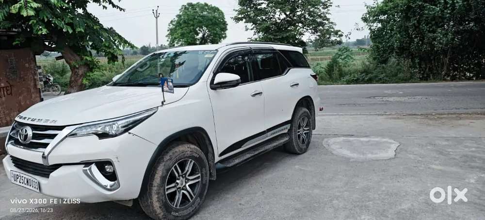 Toyota Fortuner Legender 2019