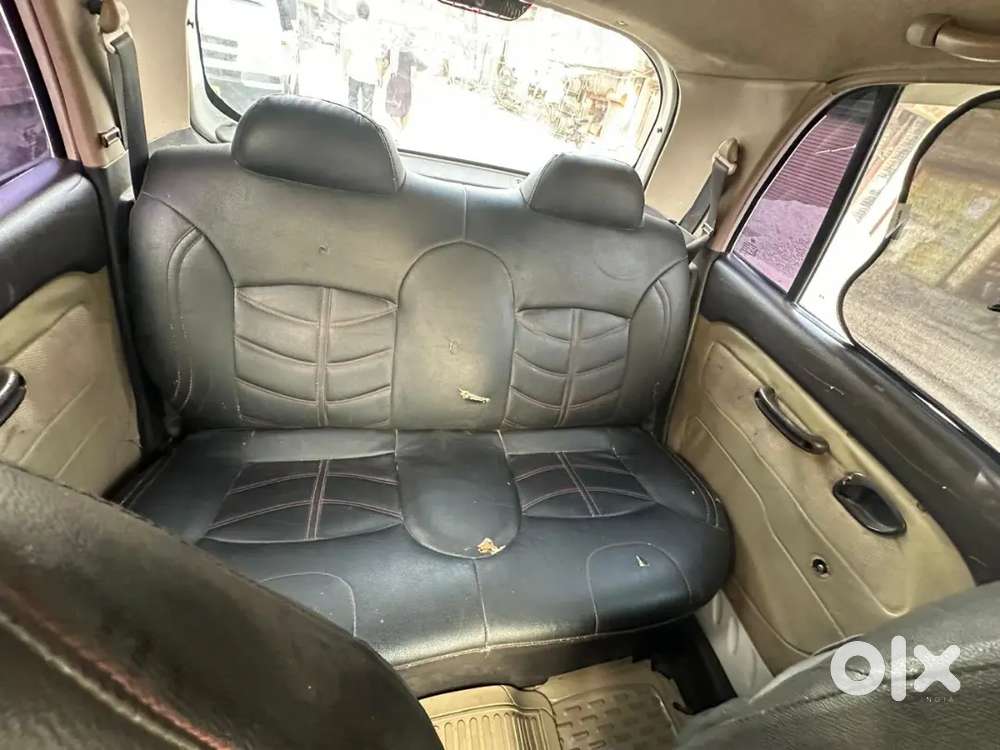 Hyundai Santro Xing Gls 2012 November With Alloy Wheel.
