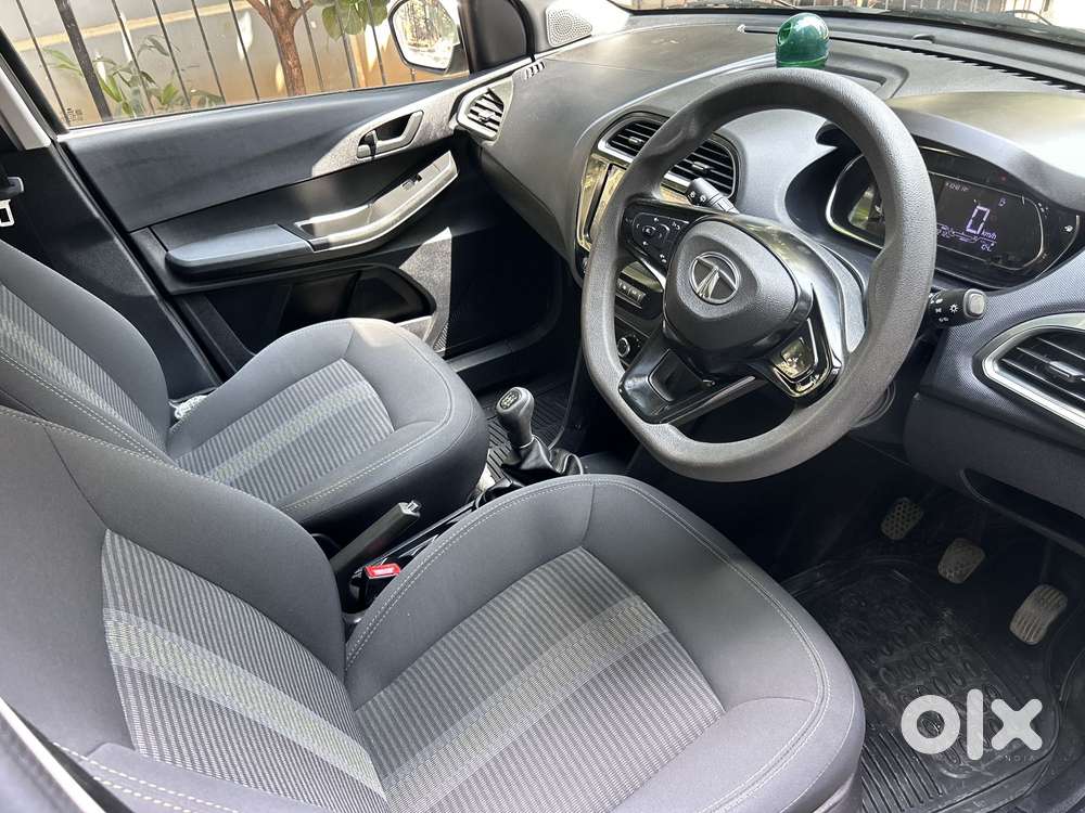 Tata Tiago Xz, 2023, Petrol