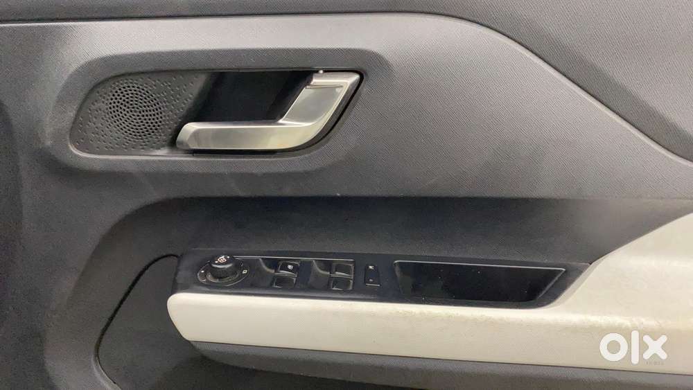 Tata Punch Creative Amt, 2022, Petrol