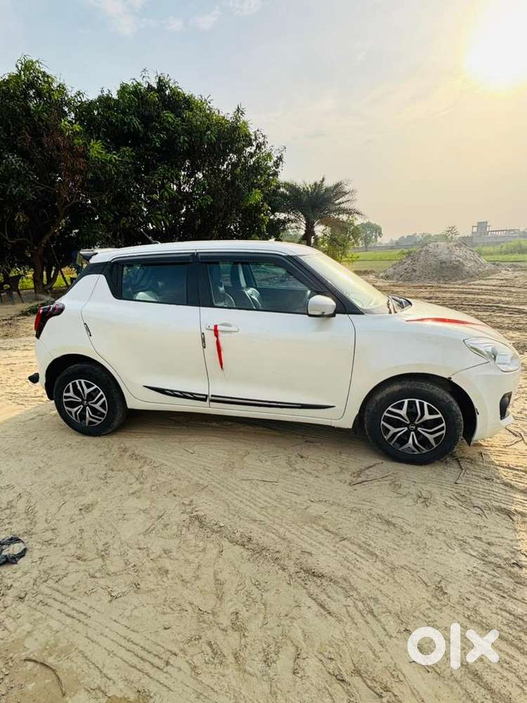 Maruti Suzuki Swift Vxi 2022 Petrol Well Maintained