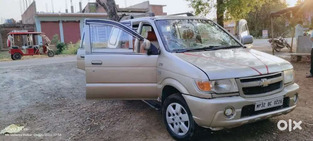 Chevrolet Tavera 2012 Diesel 300000 Km Driven