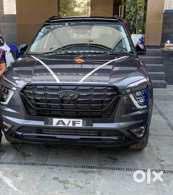 Hyundai Alcazar 2023 Petrol 30000 Km Driven Well Maintained