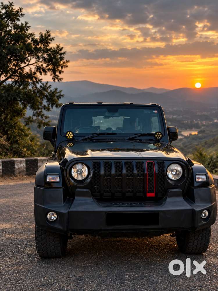 Mahindra Thar Petrol 2023