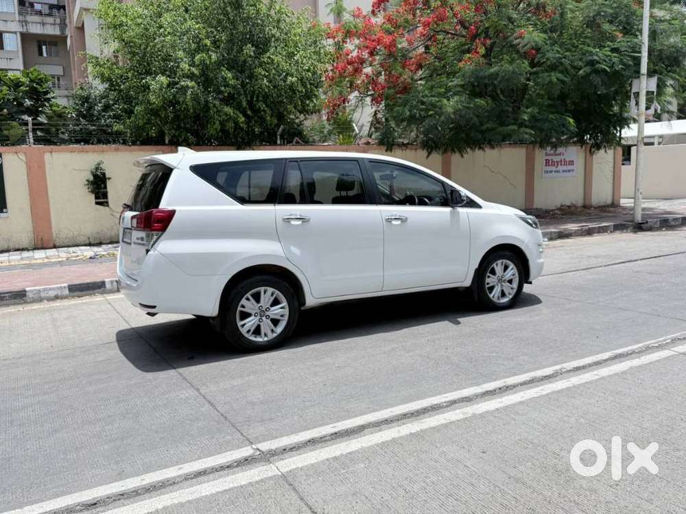 Toyota Innova Crysta 2.8 Zx Automatic 7 Str, 2016, Diesel