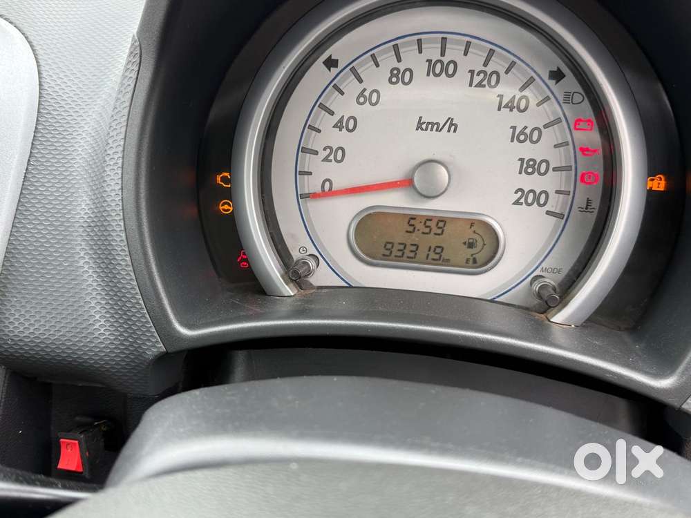 Maruti Suzuki Ritz Vxi, 2014, Petrol