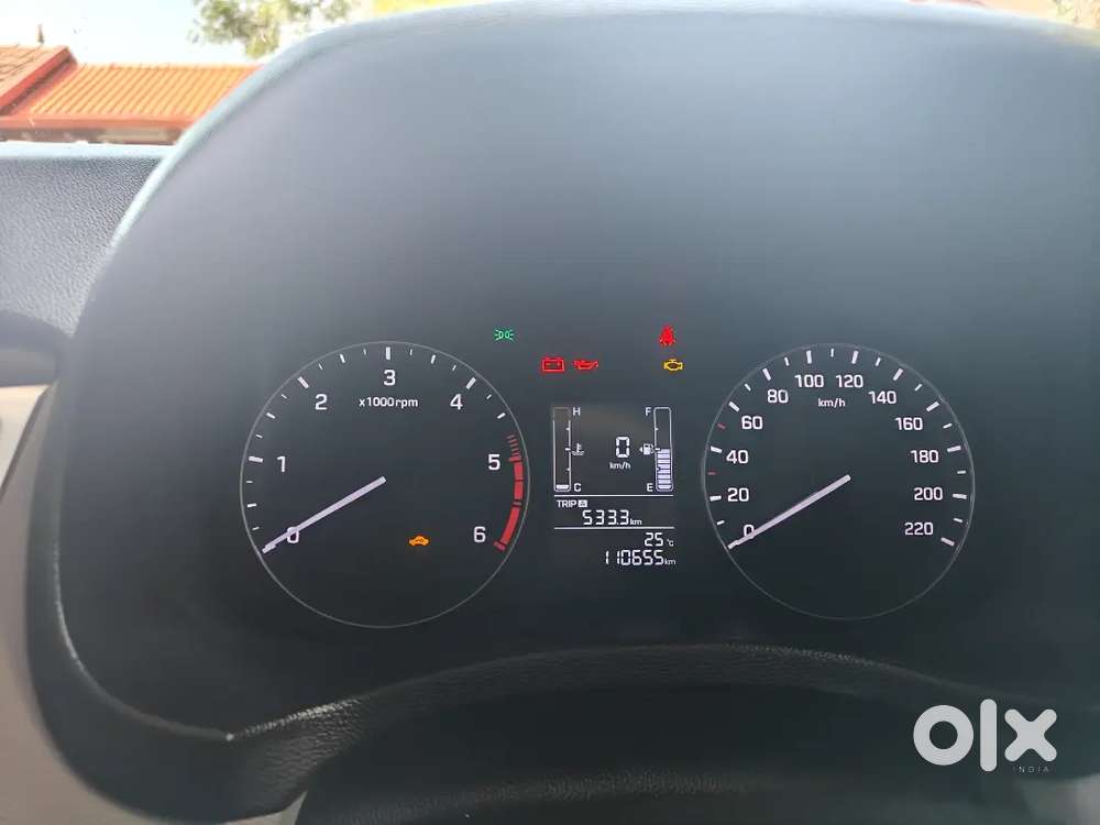 Hyundai Creta 2017 Diesel 113000 Km Driven With Milage 21km/litre