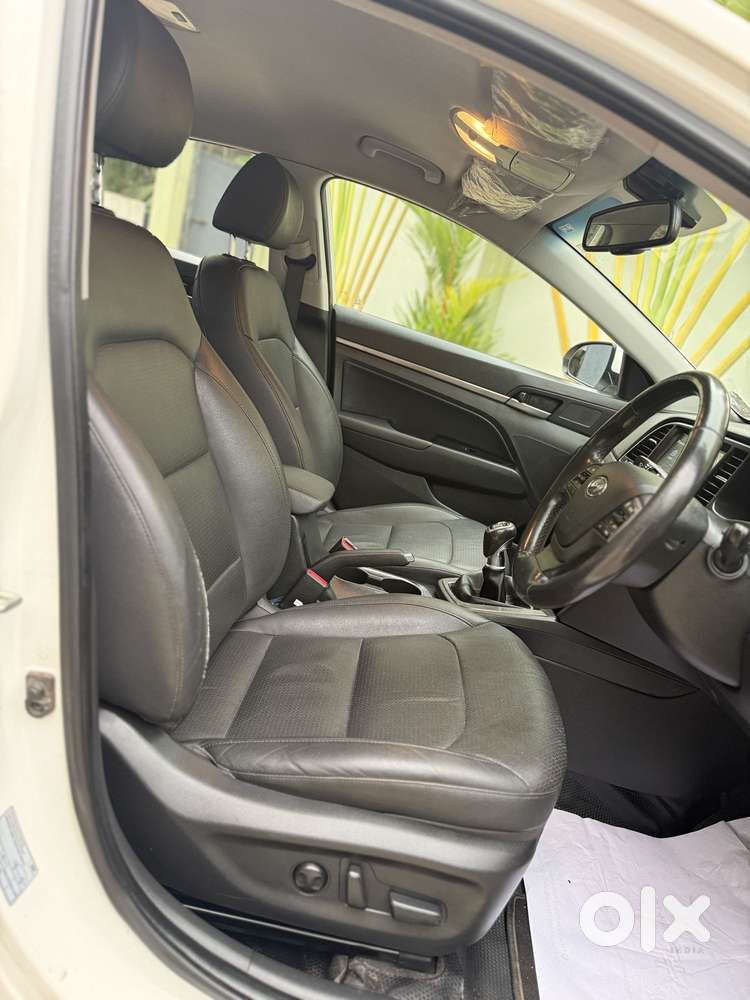 Hyundai Elantra 2.0 Sx Option, 2017, Petrol