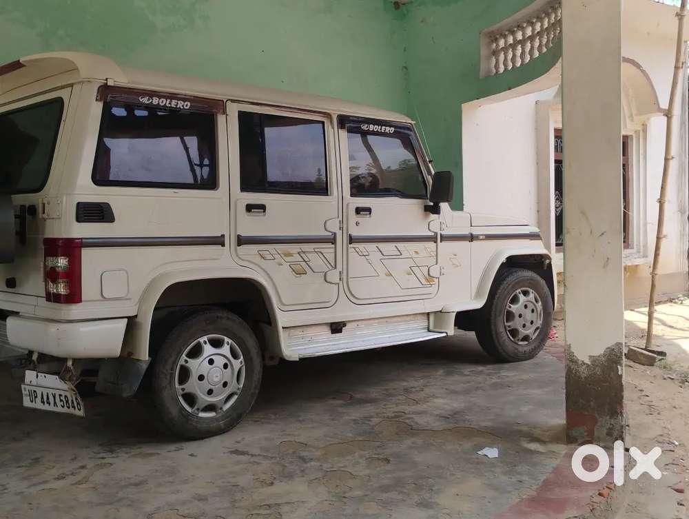 Mahindra Bolero Neo Plus 2012