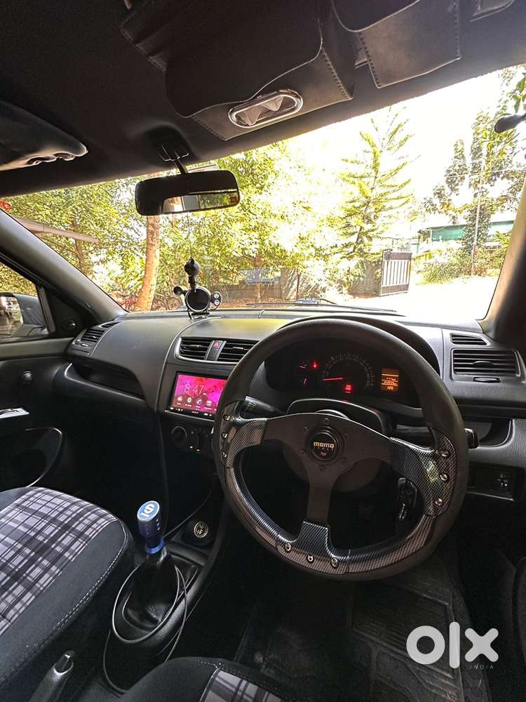 Maruti Suzuki Swift 2012 Petrol Well Maintained