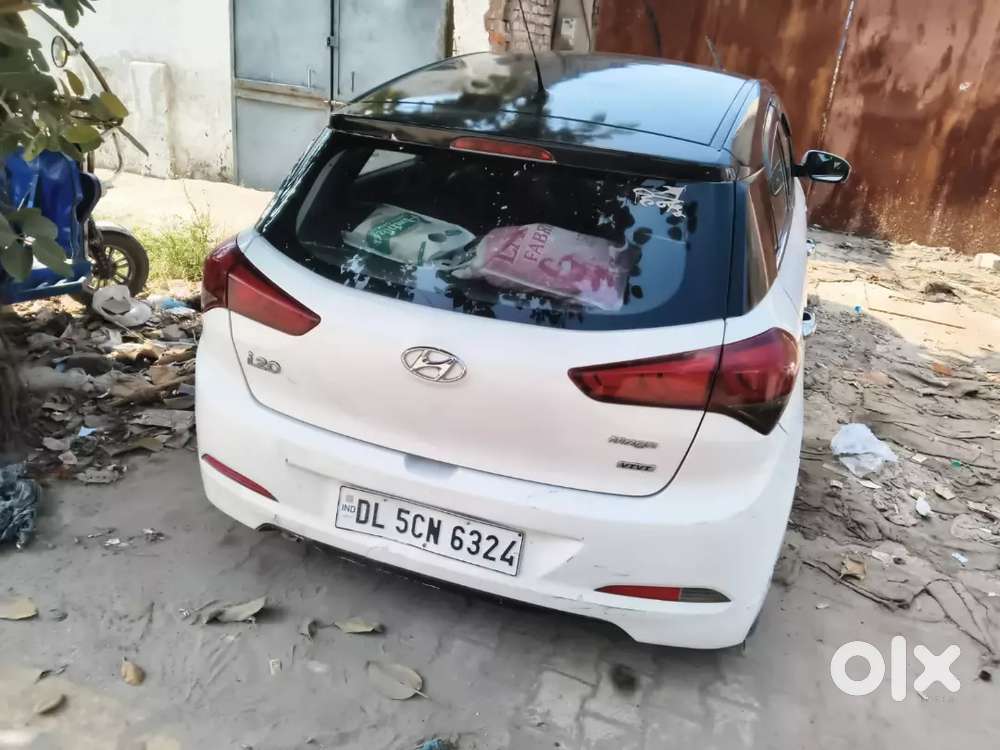 Acchi Gadi Hai Bahar Se Cng Lagi Hui Hai Rc Per Rc Per Chadhi Hui Hai