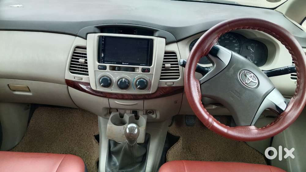 Toyota Innova 2.5 Z Diesel 7 Seater, 2015, Diesel