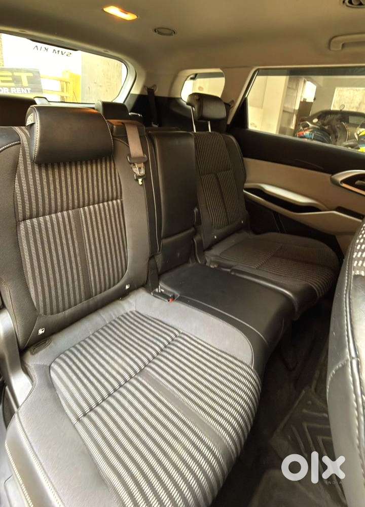 Kia Carens 1.5 Prestige 7 Str, 2023, Petrol