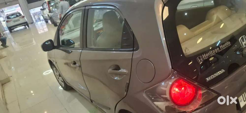 Honda Brio 2013 Petrol 124000 Km Driven