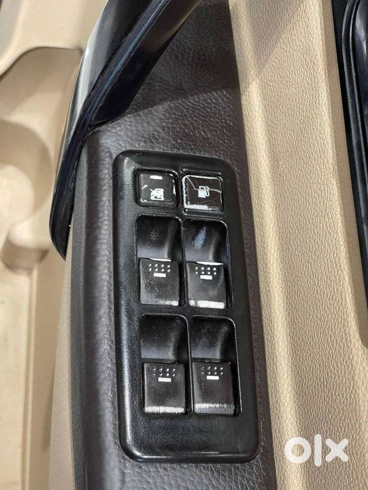 Tata Safari Storme Lx, 2013, Diesel